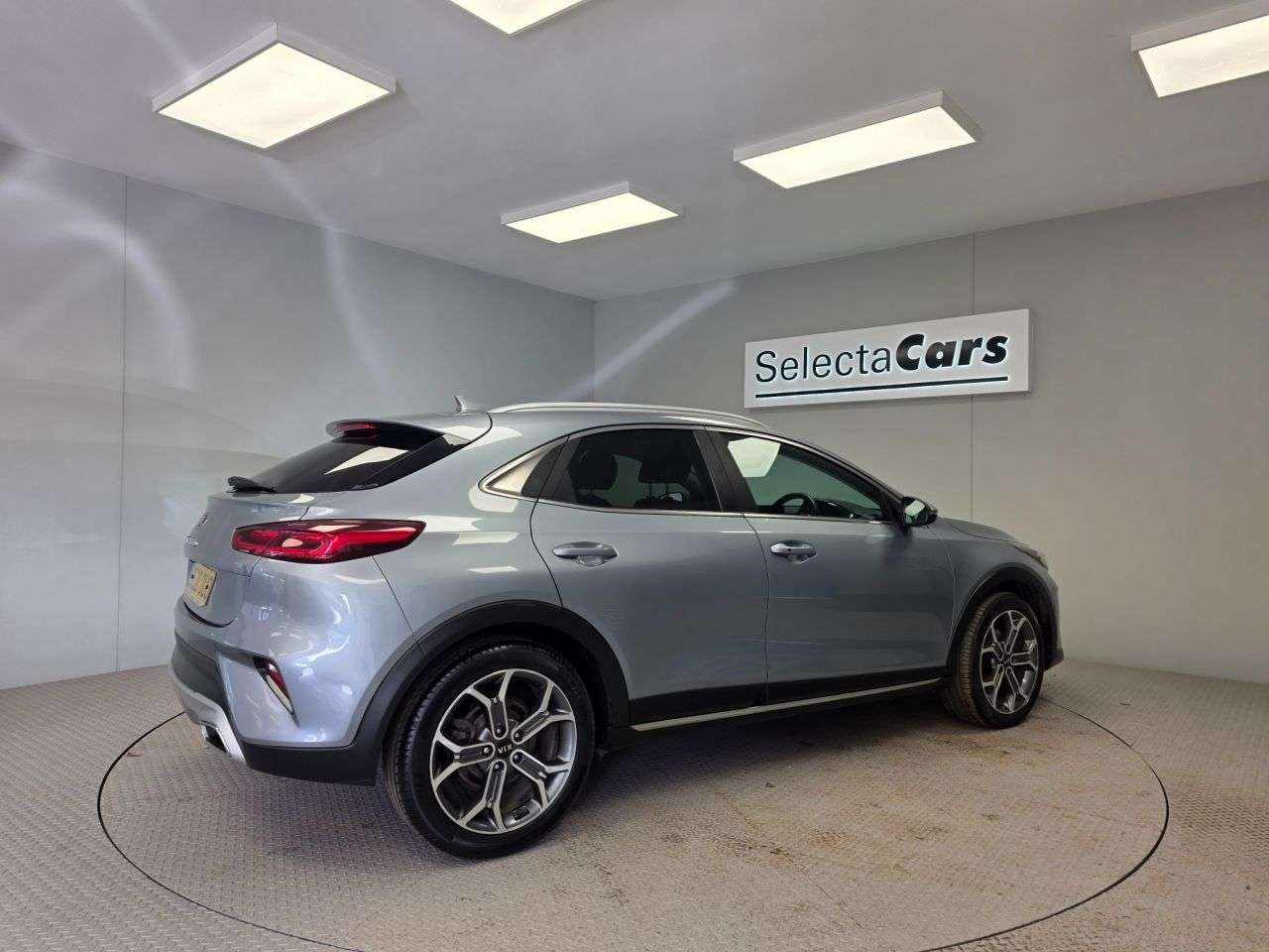 2020 KIA XCEED 2020 KIA XCEED