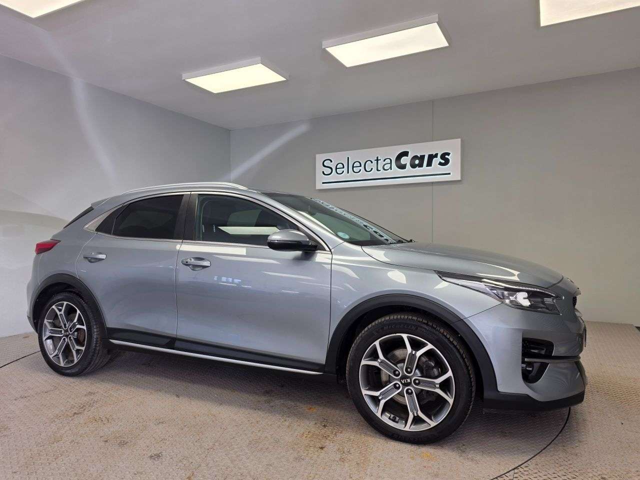 2020 KIA XCEED 2020 KIA XCEED