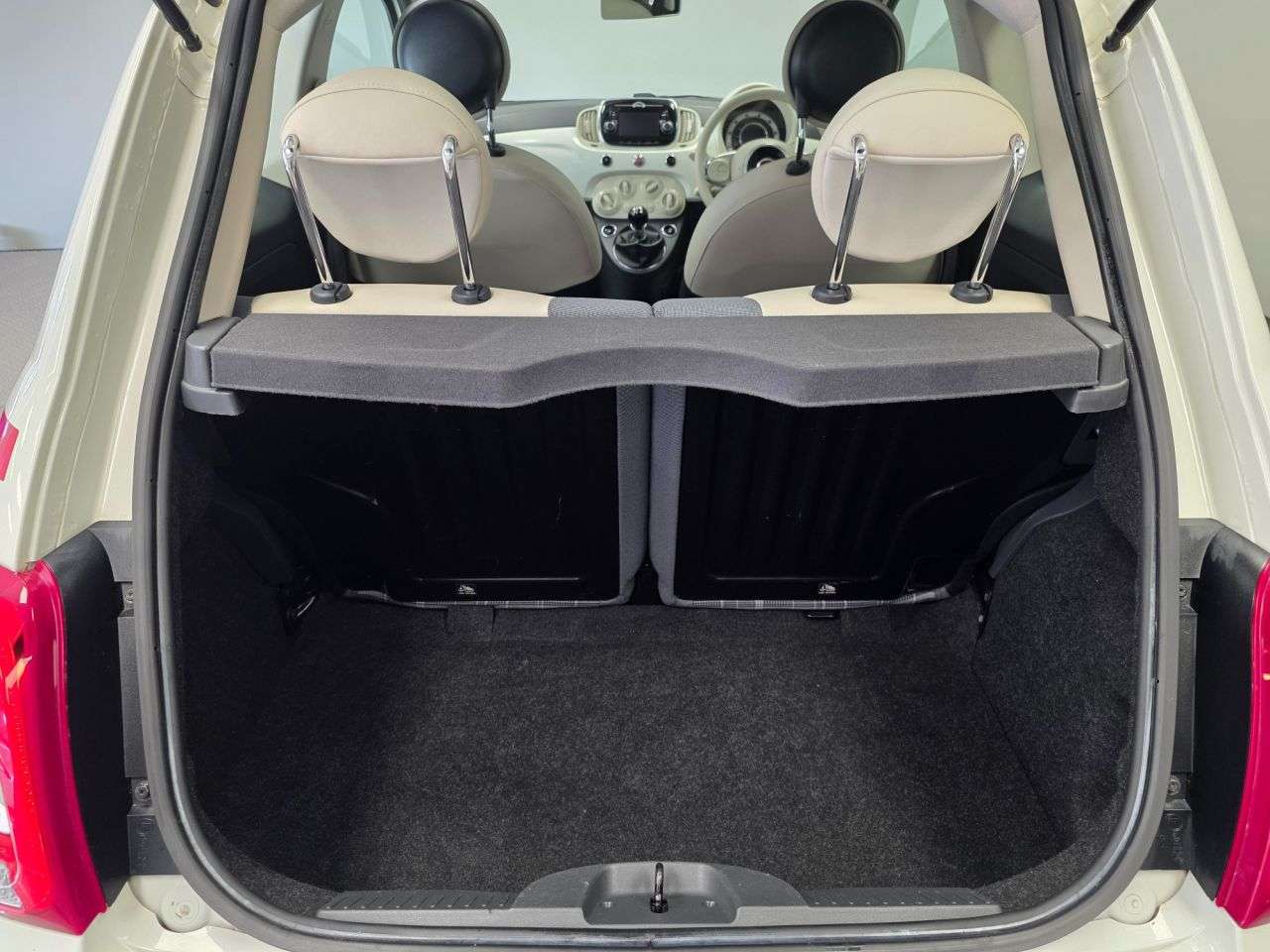 2017 FIAT 500 2017 FIAT 500