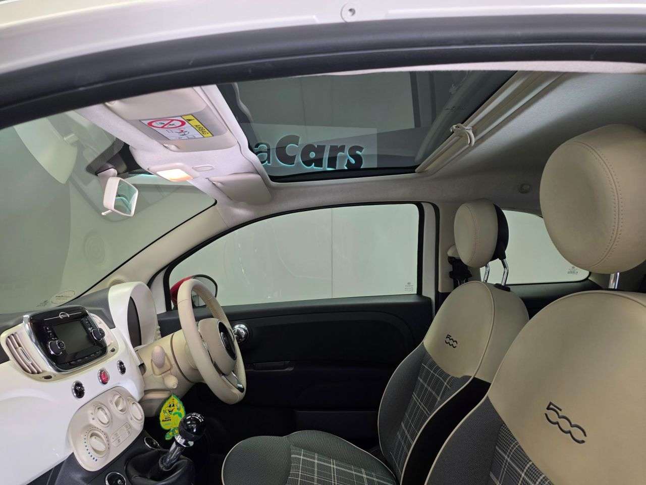 2017 FIAT 500 2017 FIAT 500