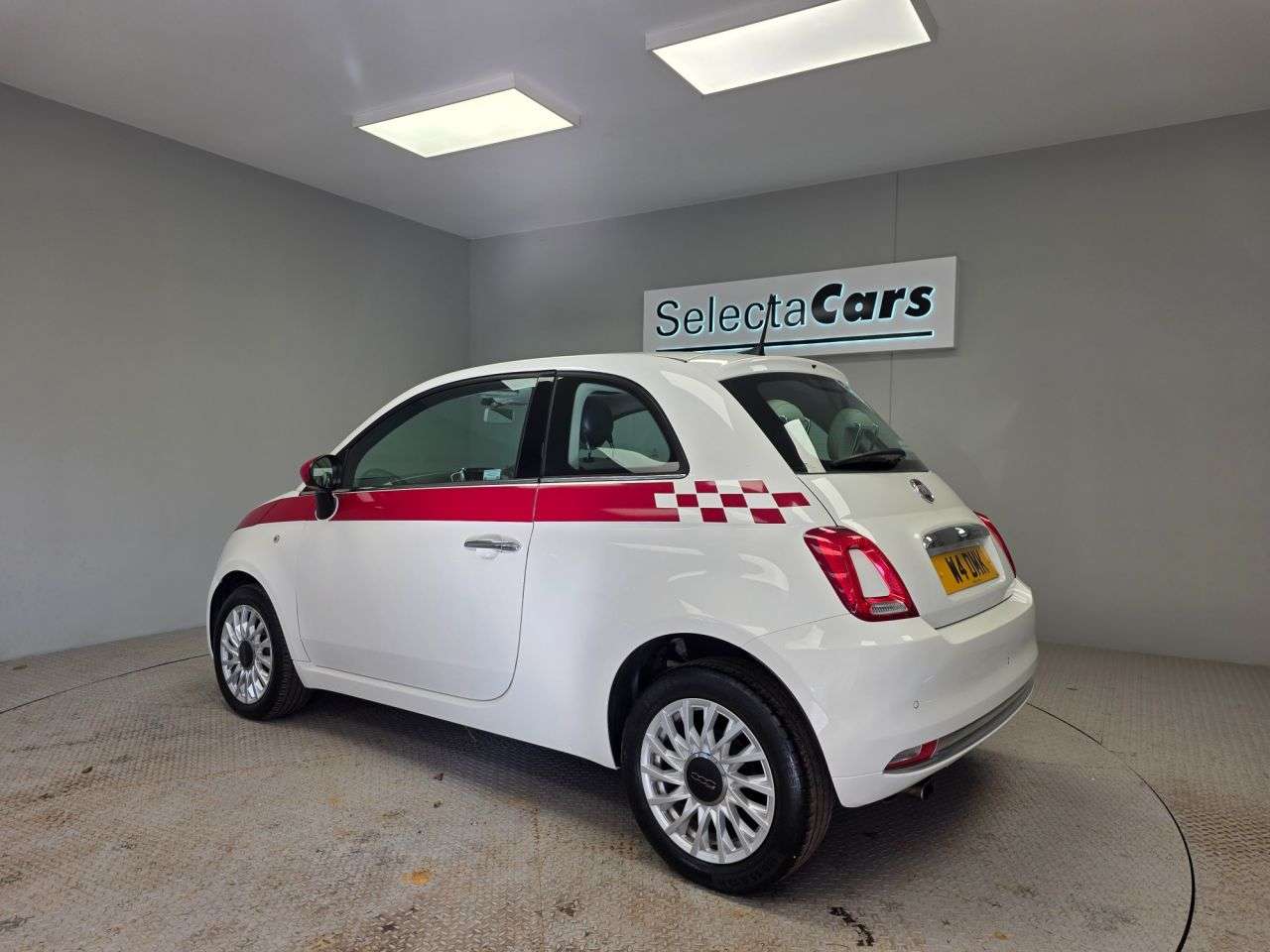 2017 FIAT 500 2017 FIAT 500
