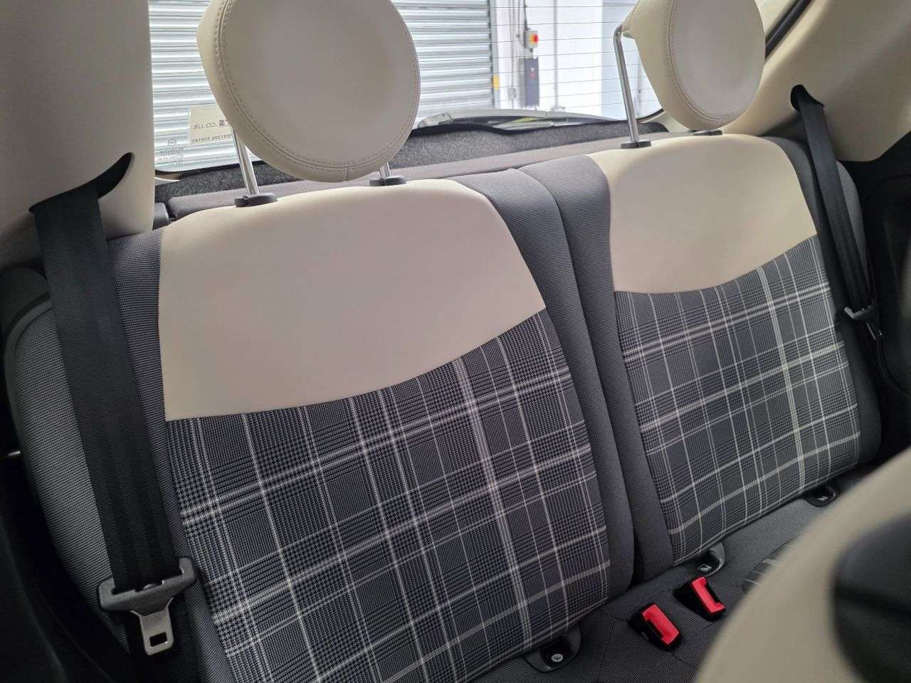 2017 FIAT 500 2017 FIAT 500