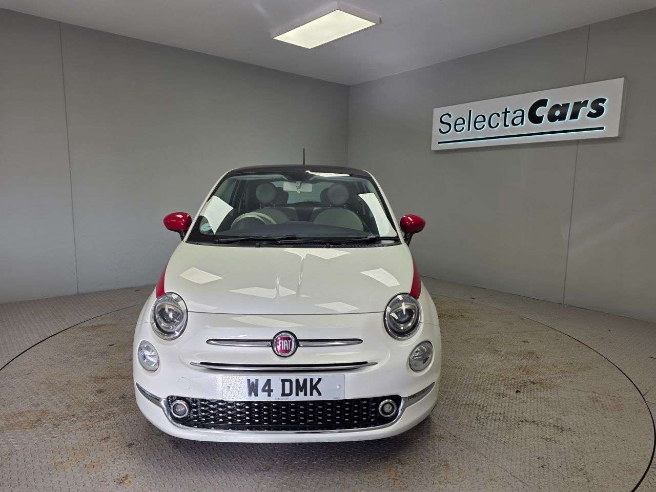 A 2017 FIAT 500 1.2 Lounge Hatchback 3dr Petrol Manual Euro 6 (s/s) (69 bhp) A 2017 FIAT 500 1.2 Lounge Hatchback 3dr Petrol Manual Euro 6 (s/s) (69 bhp)