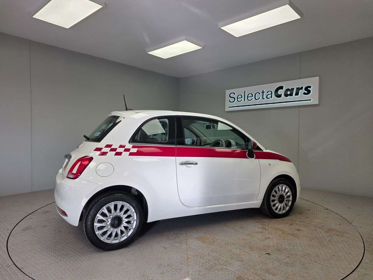 2017 FIAT 500 2017 FIAT 500