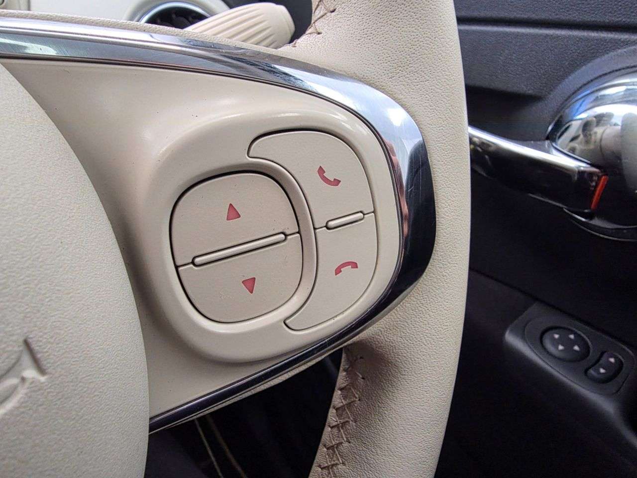 2017 FIAT 500 2017 FIAT 500