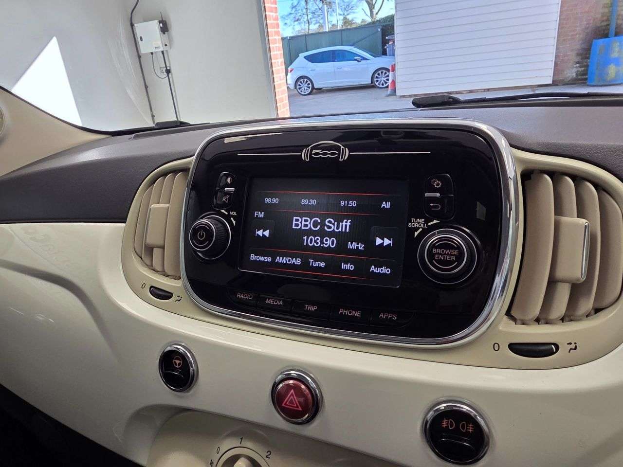 2017 FIAT 500 2017 FIAT 500