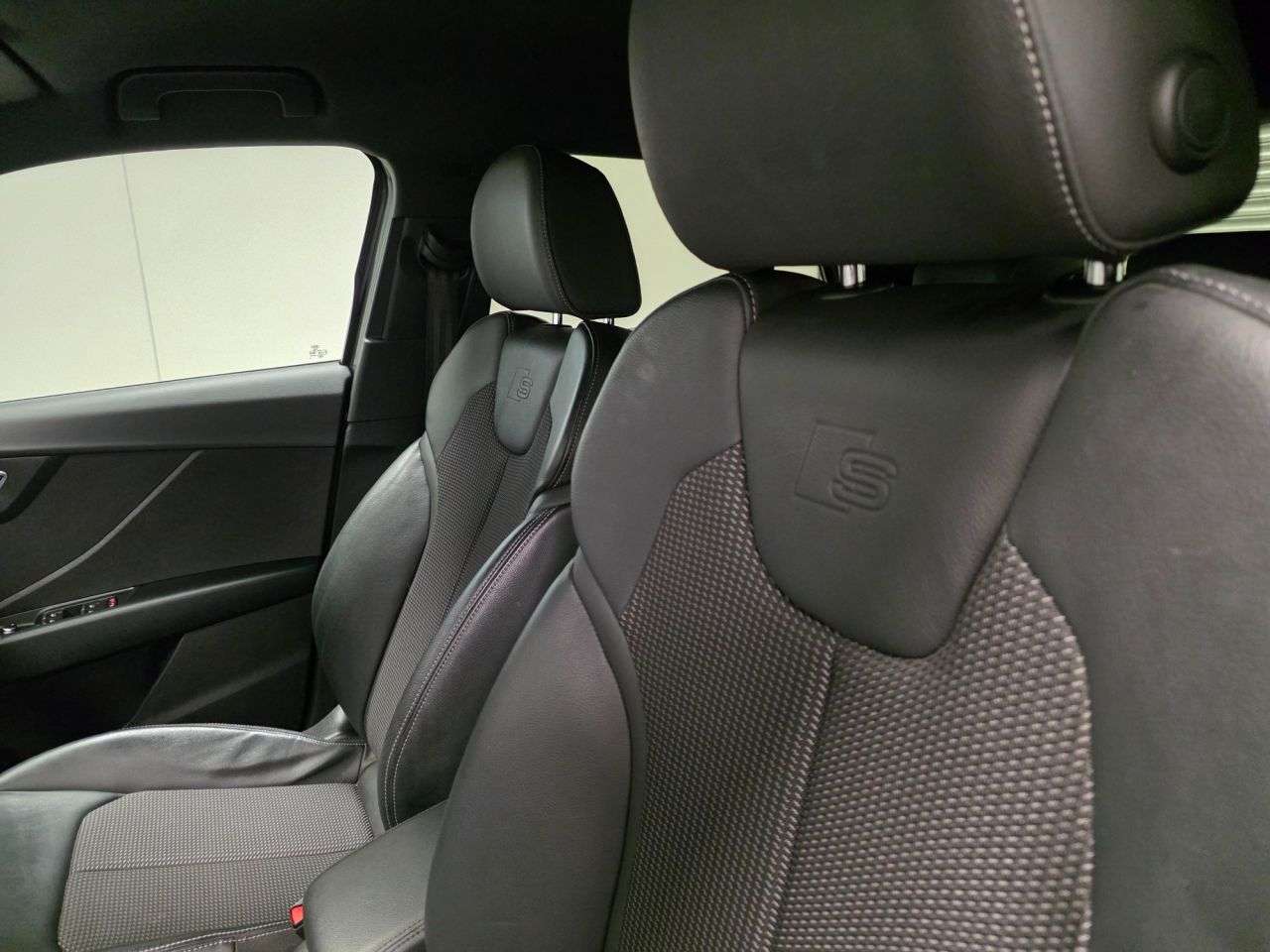 2019 AUDI Q2 2019 AUDI Q2