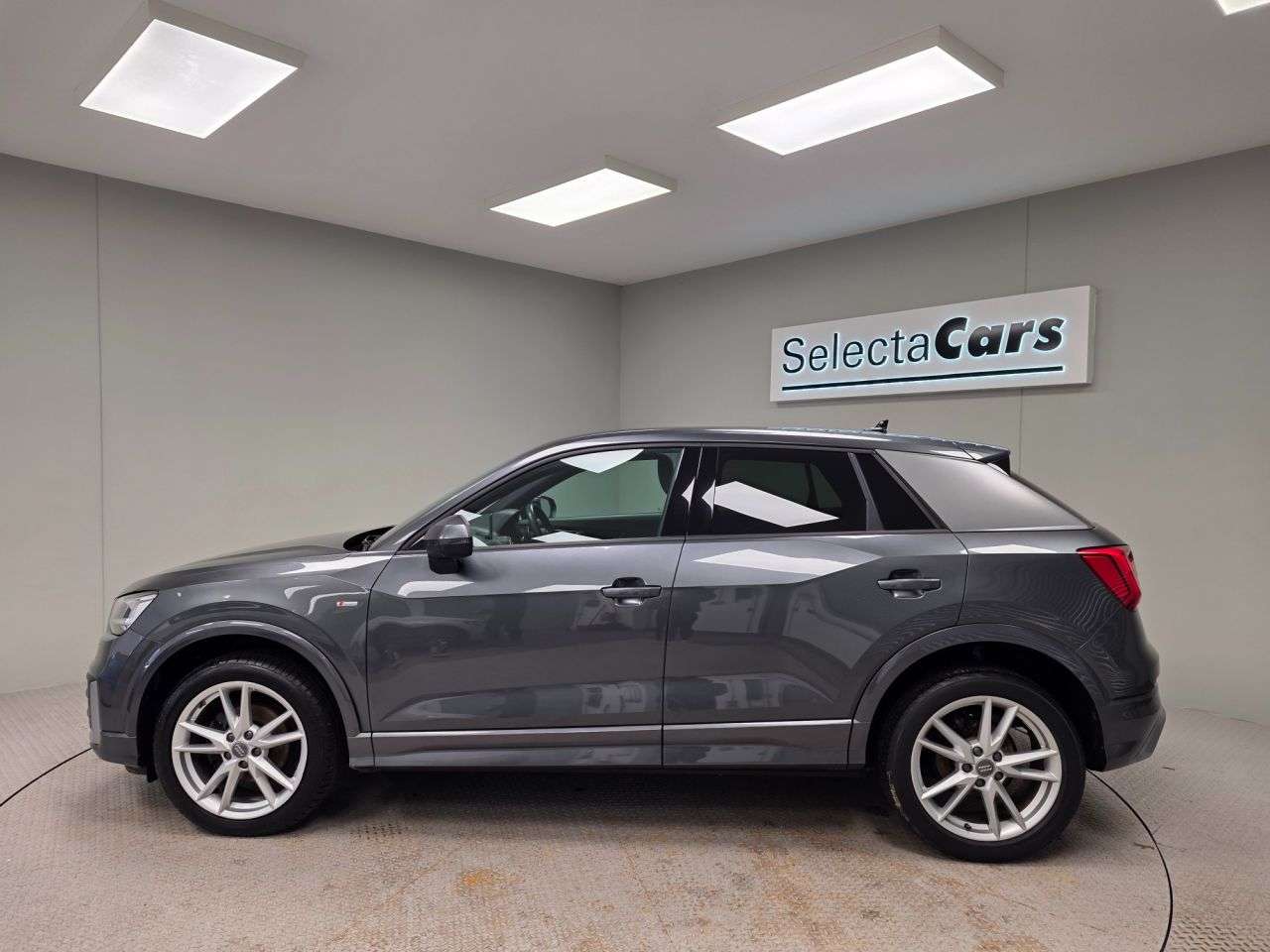 2019 AUDI Q2 2019 AUDI Q2