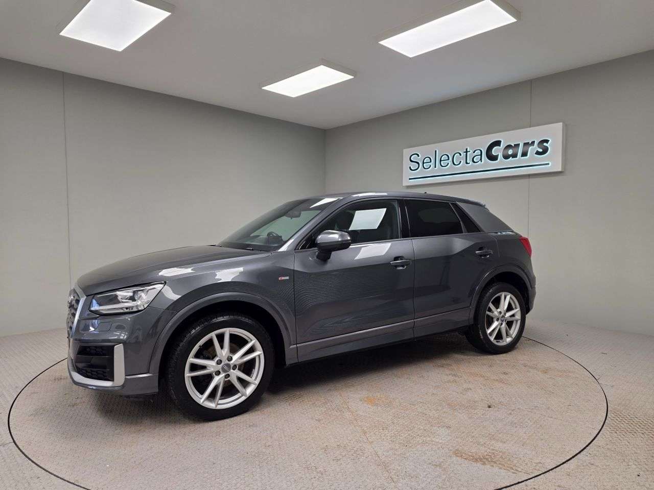 2019 AUDI Q2 2019 AUDI Q2