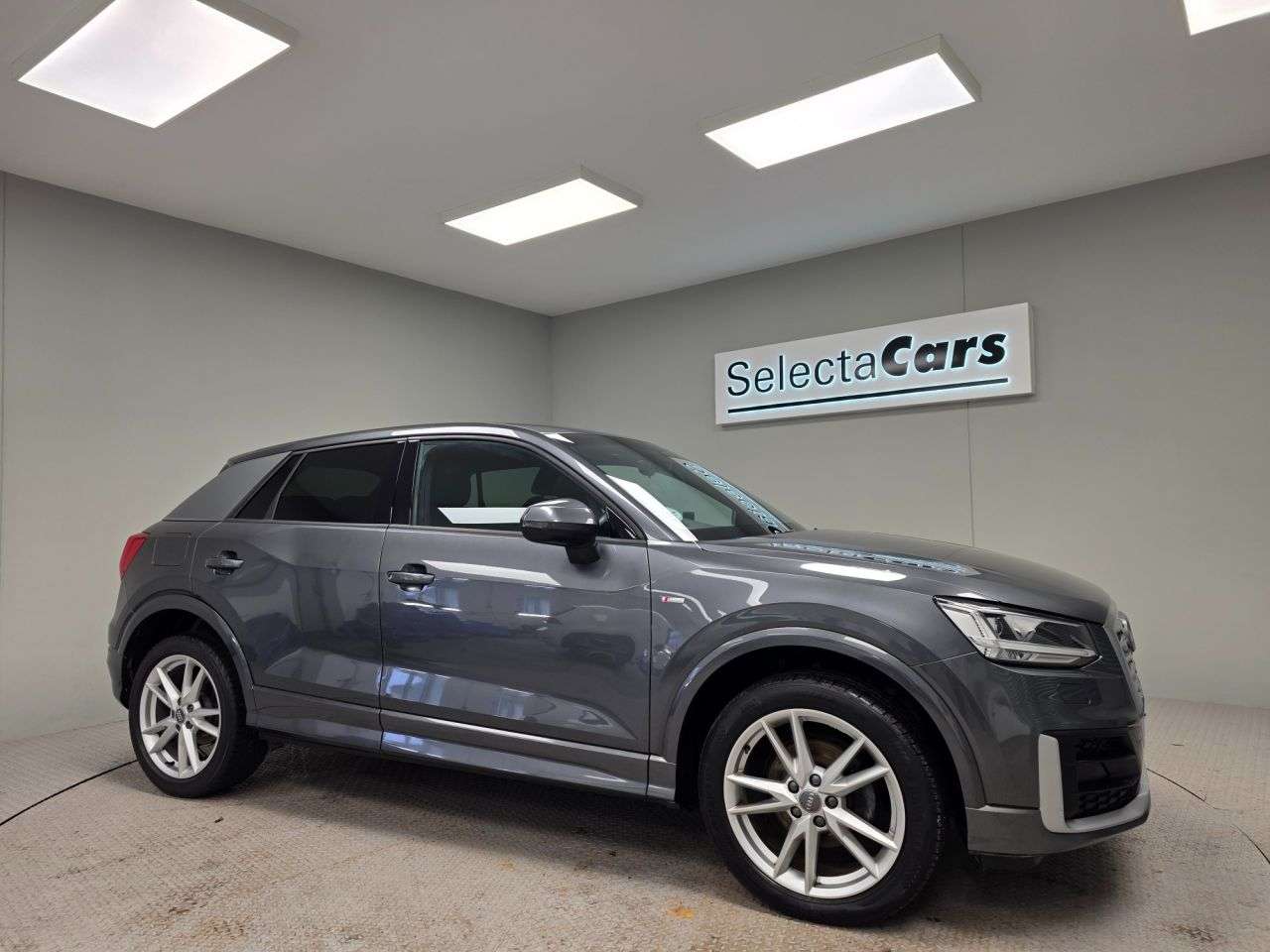 A 2019 AUDI Q2 1.6 TDI 30 S line SUV 5dr Diesel S Tronic Euro 6 (s/s) (116 ps) A 2019 AUDI Q2 1.6 TDI 30 S line SUV 5dr Diesel S Tronic Euro 6 (s/s) (116 ps)