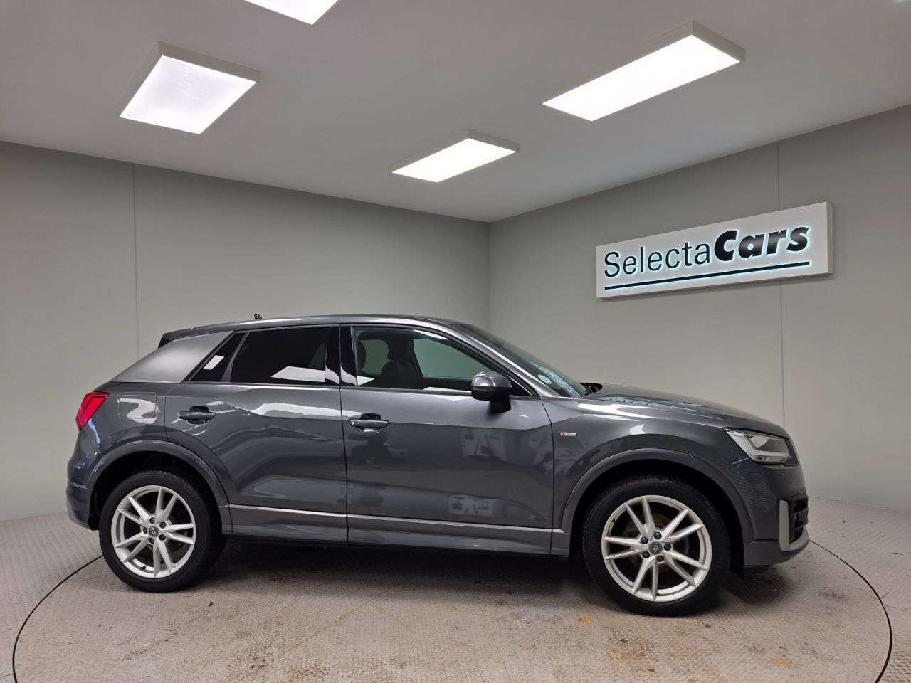 2019 AUDI Q2 2019 AUDI Q2