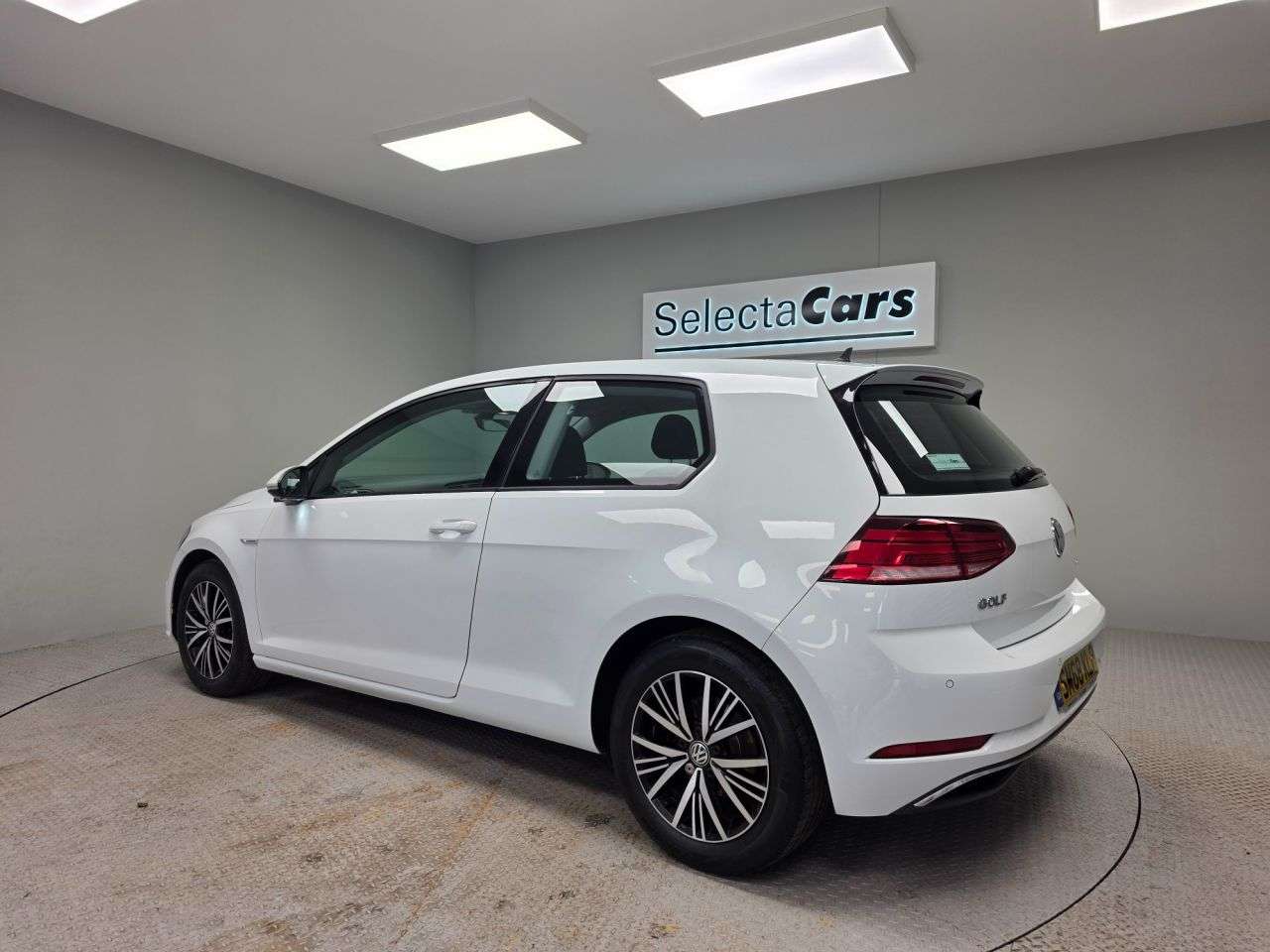 2018 VOLKSWAGEN GOLF 2018 VOLKSWAGEN GOLF