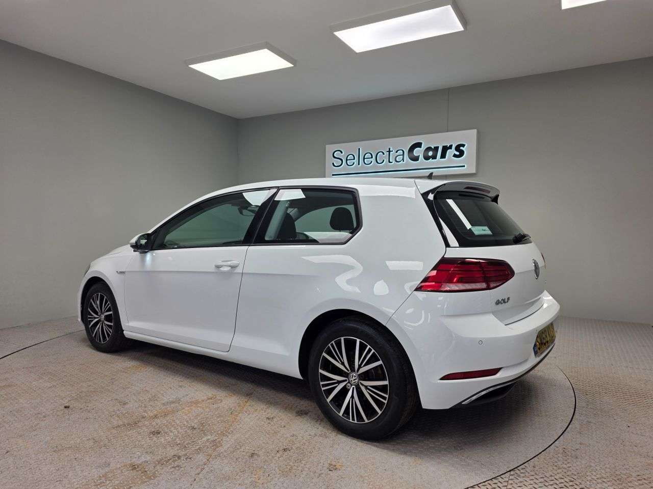 2018 VOLKSWAGEN GOLF 2018 VOLKSWAGEN GOLF