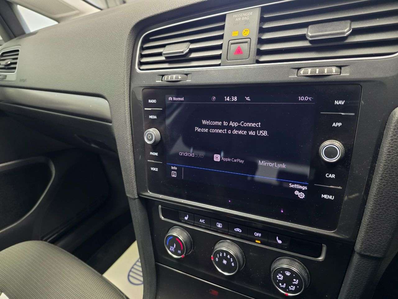 2018 VOLKSWAGEN GOLF 2018 VOLKSWAGEN GOLF