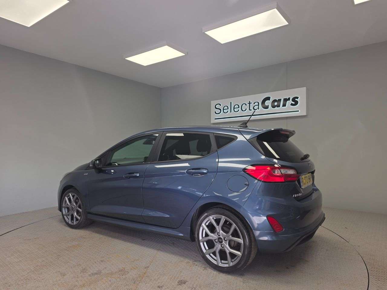 A 2022 FORD FIESTA 1.0T EcoBoost ST-Line Hatchback 5dr Petrol Manual Euro 6 (s/s) (100 ps) A 2022 FORD FIESTA 1.0T EcoBoost ST-Line Hatchback 5dr Petrol Manual Euro 6 (s/s) (100 ps)