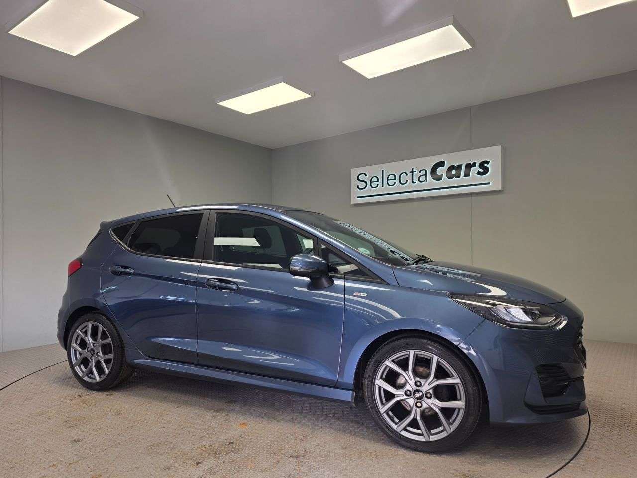 A 2022 FORD FIESTA 1.0T EcoBoost ST-Line Hatchback 5dr Petrol Manual Euro 6 (s/s) (100 ps) A 2022 FORD FIESTA 1.0T EcoBoost ST-Line Hatchback 5dr Petrol Manual Euro 6 (s/s) (100 ps)