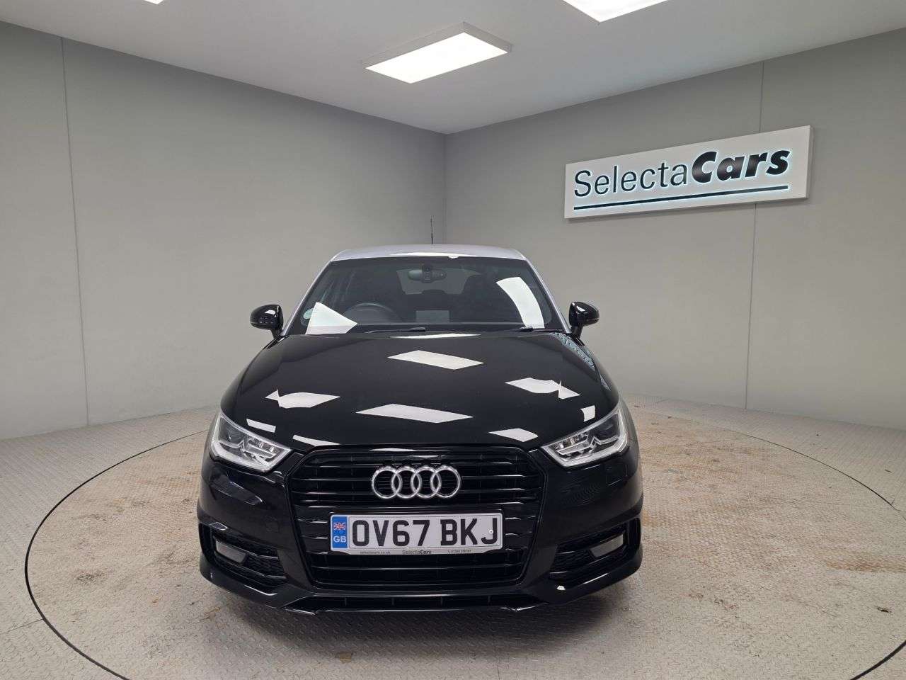 2017 AUDI A1 2017 AUDI A1