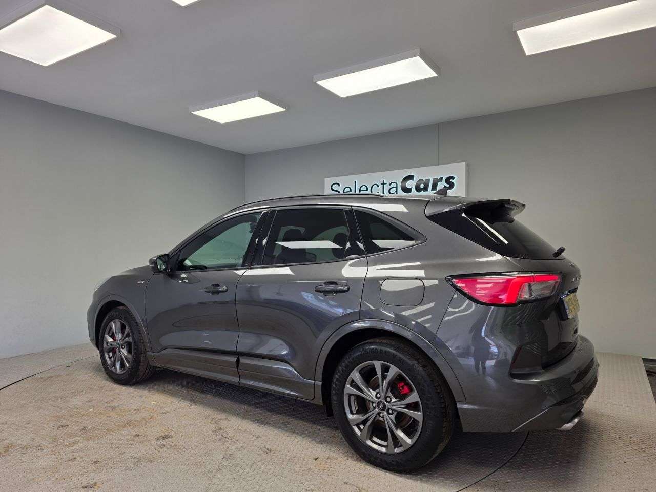 A 2021 FORD KUGA 1.5 EcoBlue ST-Line Edition SUV 5dr Diesel Manual Euro 6 (s/s) (120 ps) A 2021 FORD KUGA 1.5 EcoBlue ST-Line Edition SUV 5dr Diesel Manual Euro 6 (s/s) (120 ps)