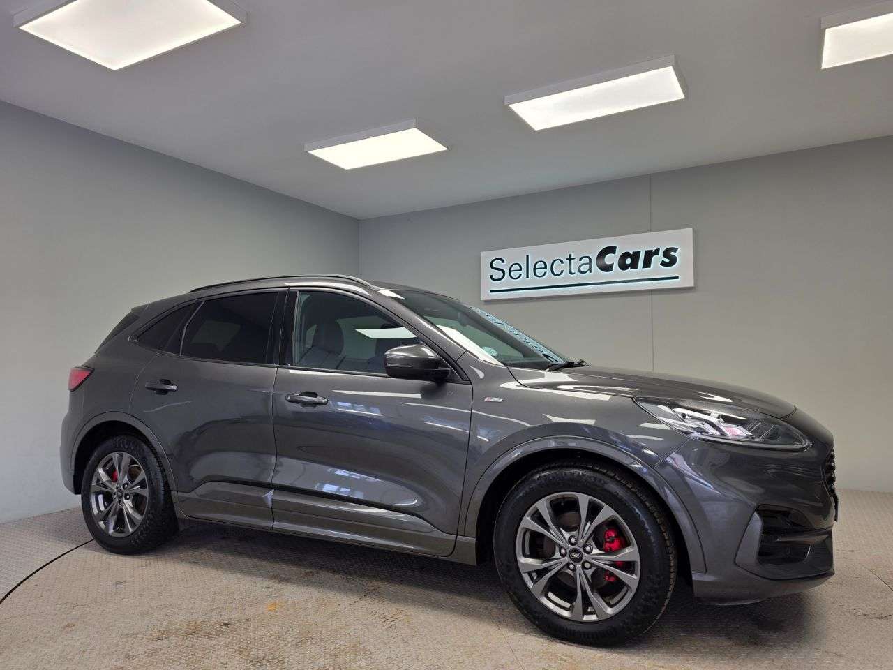 A 2021 FORD KUGA 1.5 EcoBlue ST-Line Edition SUV 5dr Diesel Manual Euro 6 (s/s) (120 ps) A 2021 FORD KUGA 1.5 EcoBlue ST-Line Edition SUV 5dr Diesel Manual Euro 6 (s/s) (120 ps)