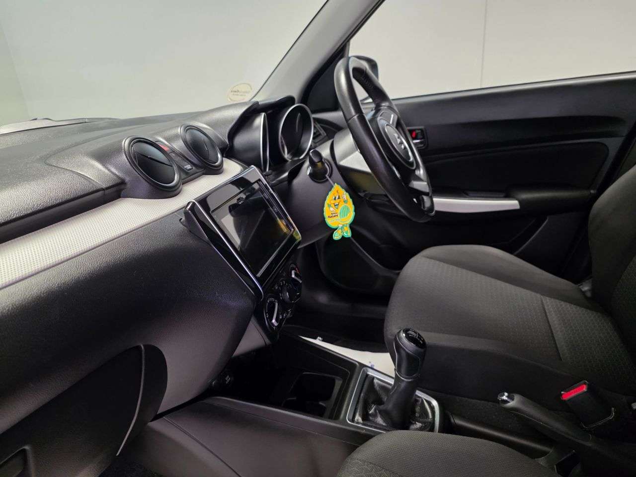 2017 SUZUKI SWIFT 2017 SUZUKI SWIFT