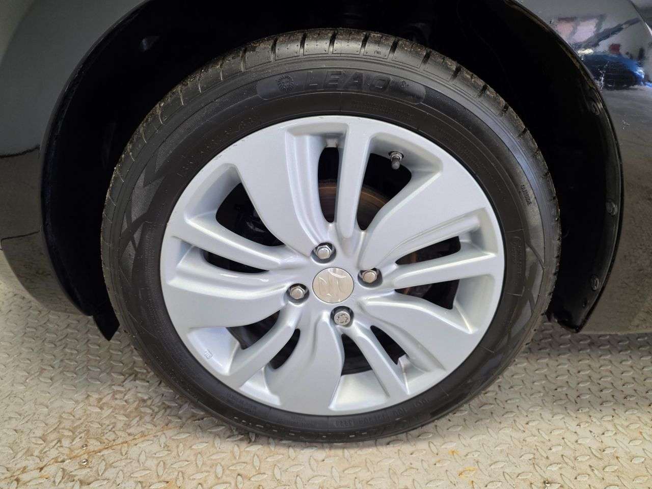 2017 SUZUKI SWIFT 2017 SUZUKI SWIFT