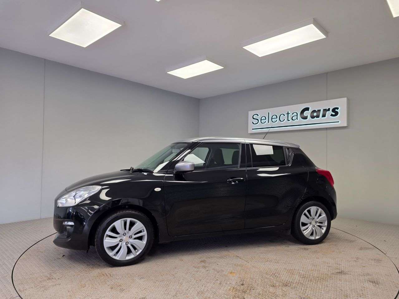 2017 SUZUKI SWIFT 2017 SUZUKI SWIFT