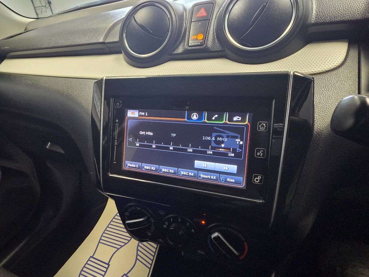 2017 SUZUKI SWIFT 2017 SUZUKI SWIFT