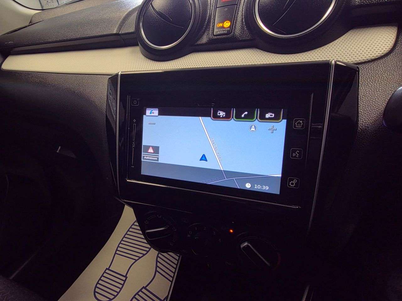 2017 SUZUKI SWIFT 2017 SUZUKI SWIFT