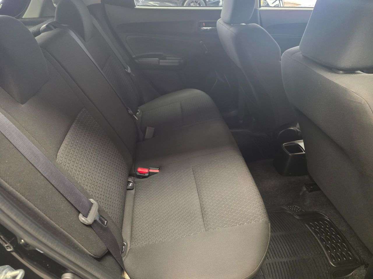 2017 SUZUKI SWIFT 2017 SUZUKI SWIFT