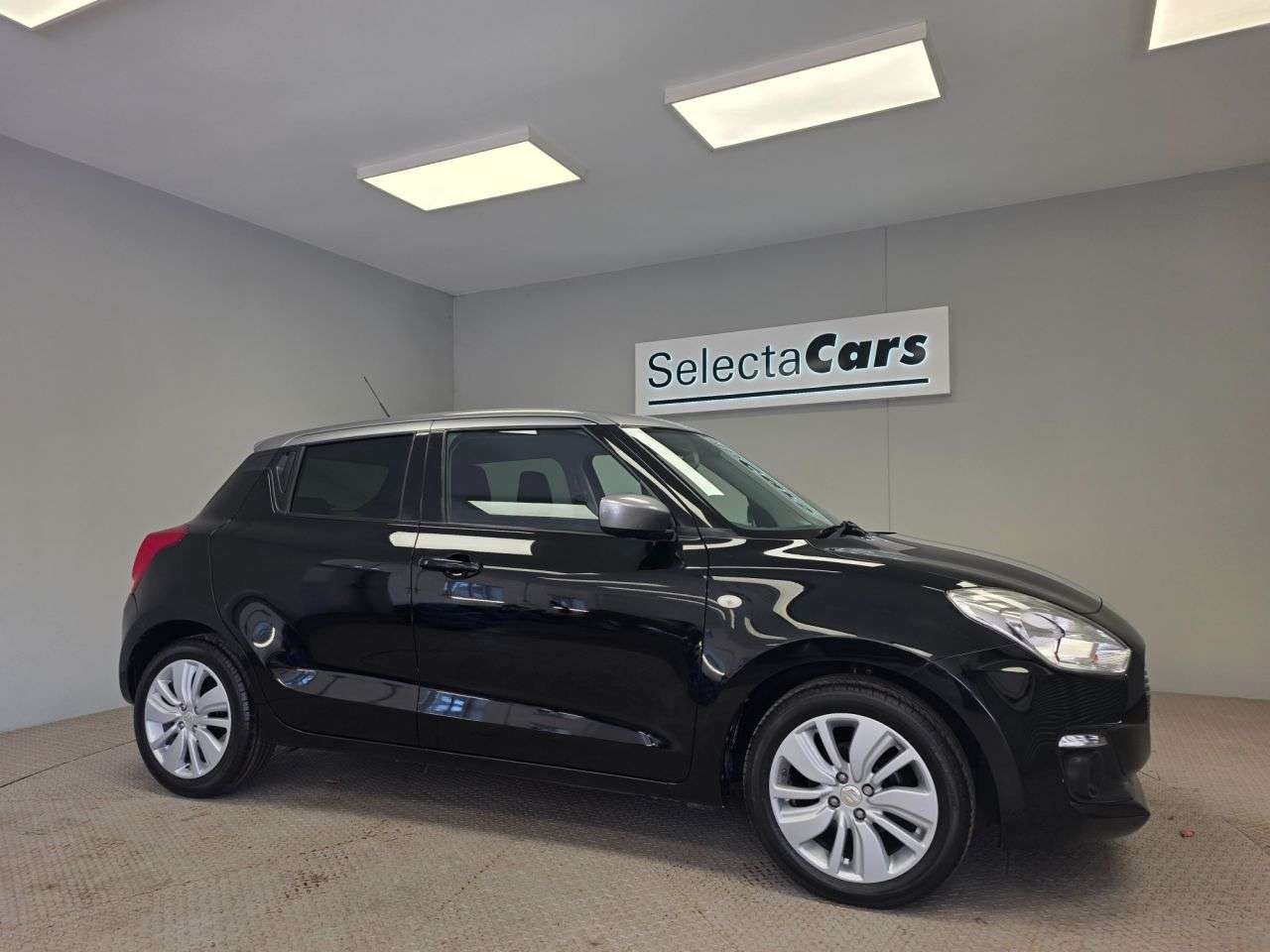2017 SUZUKI SWIFT 2017 SUZUKI SWIFT