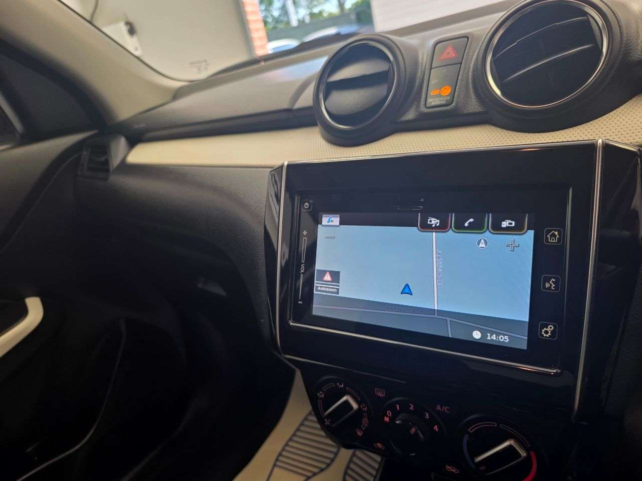 2017 SUZUKI SWIFT 2017 SUZUKI SWIFT