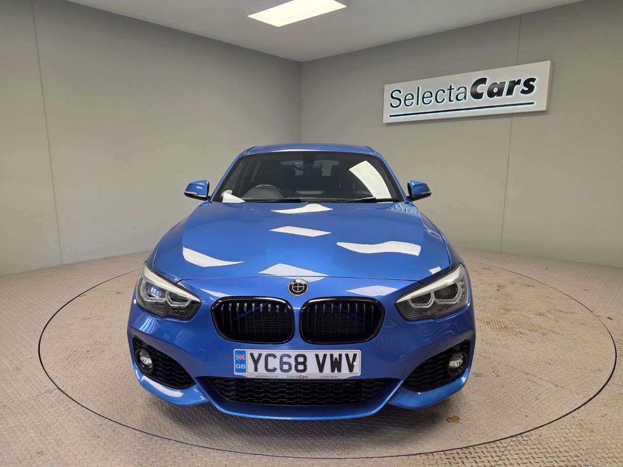 A 2018 BMW 1 SERIES 1.5 118i GPF M Sport Shadow Edition Hatchback 5dr Petrol Manual Euro 6 (s/s A 2018 BMW 1 SERIES 1.5 118i GPF M Sport Shadow Edition Hatchback 5dr Petrol Manual Euro 6 (s/s