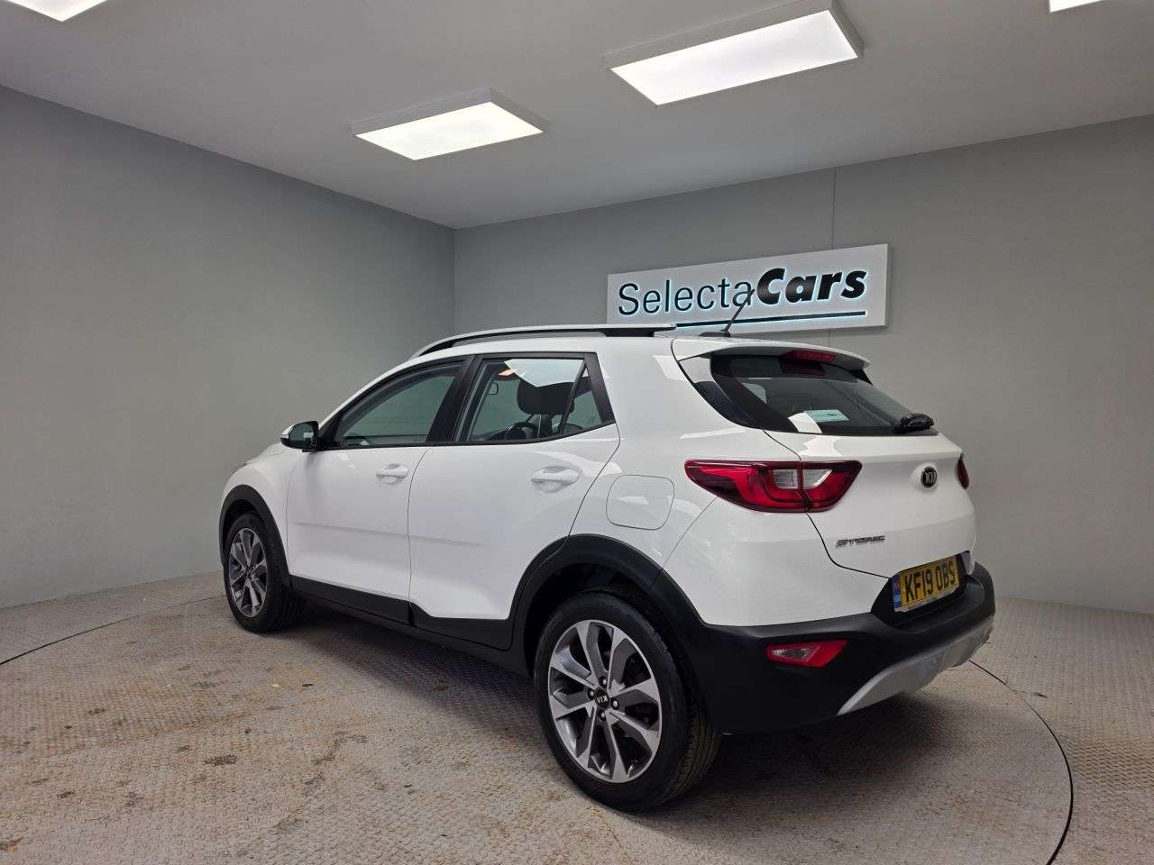 2019 KIA STONIC 2019 KIA STONIC