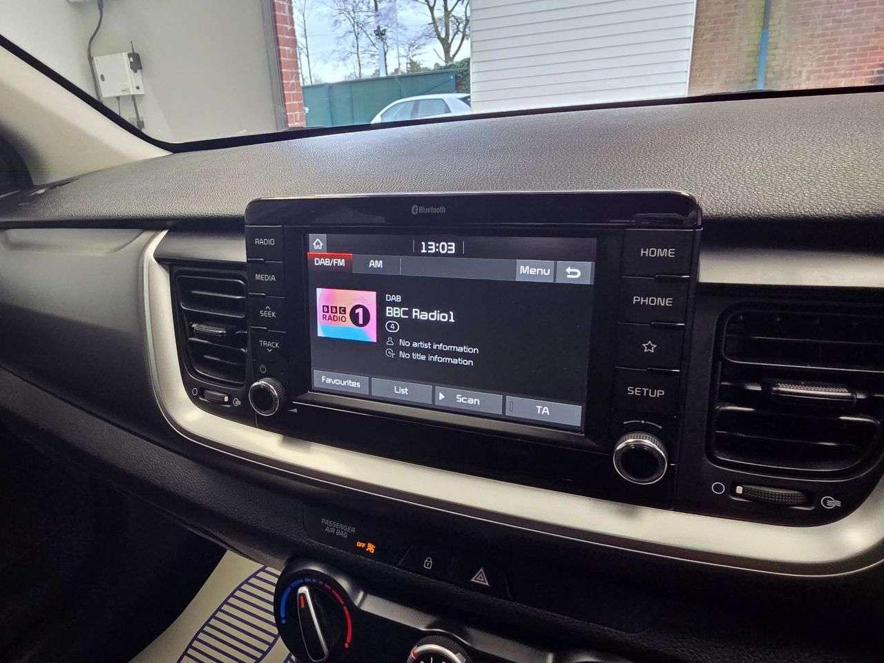 2019 KIA STONIC 2019 KIA STONIC