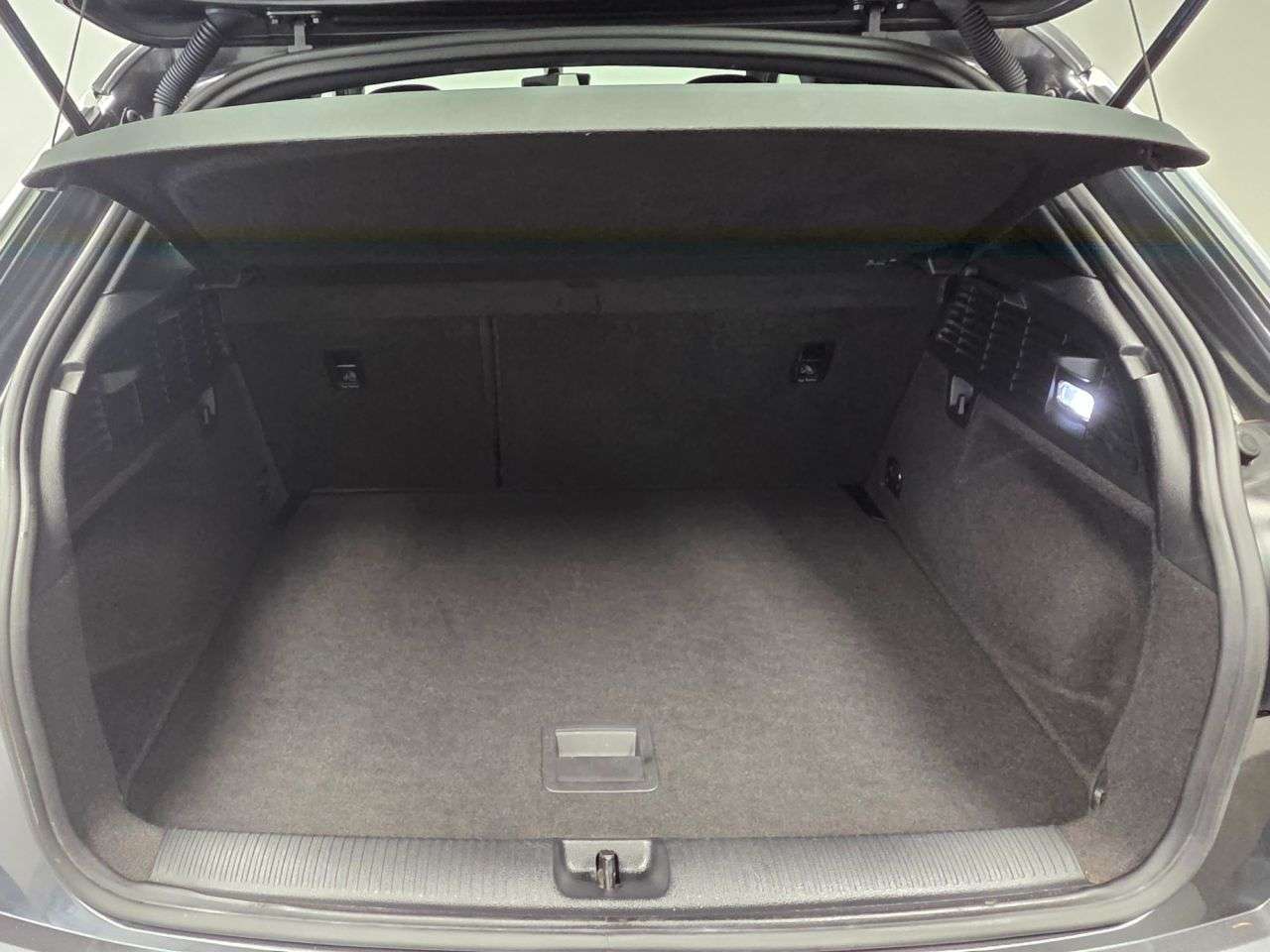 2017 AUDI Q2 2017 AUDI Q2