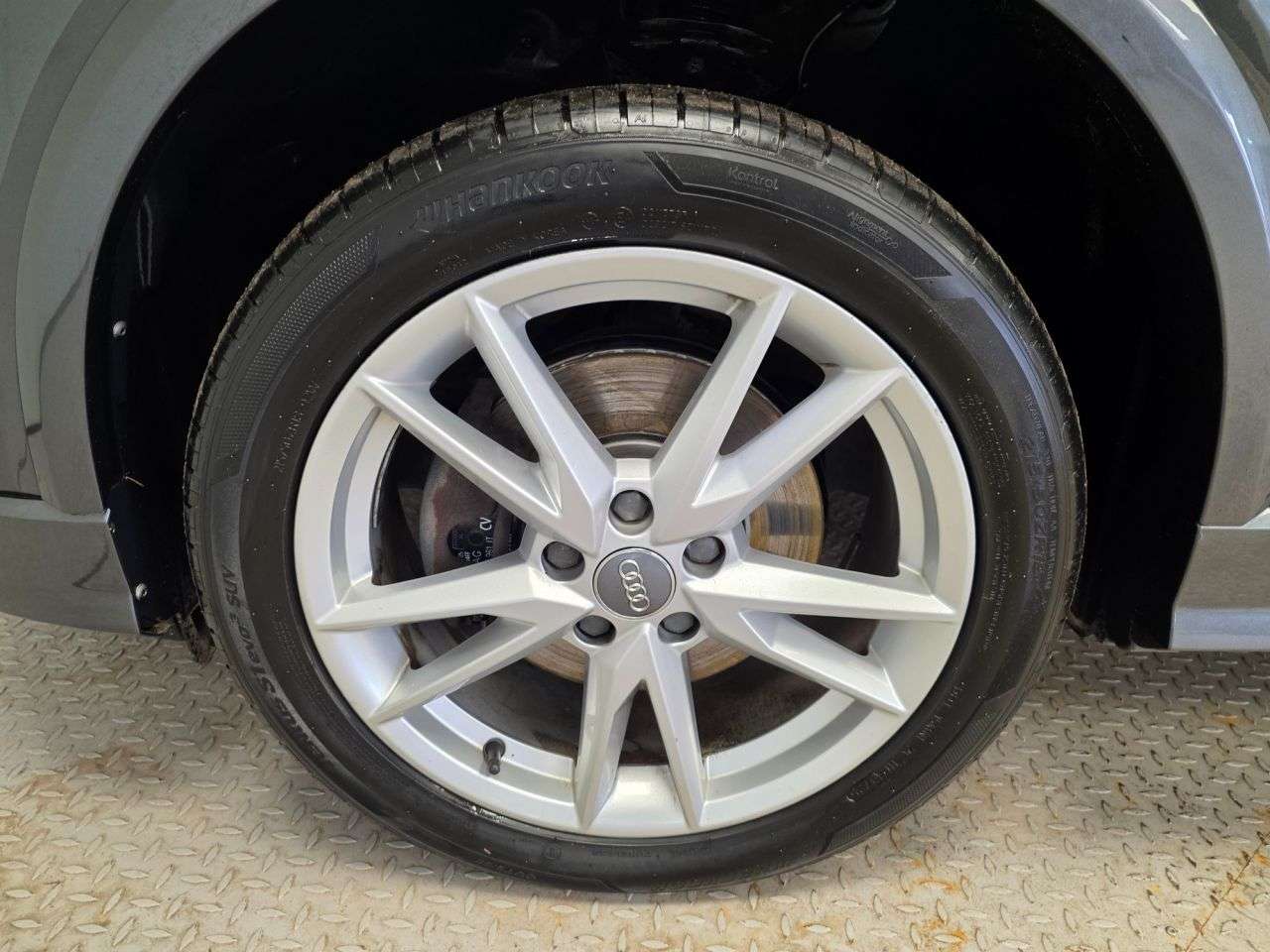 2017 AUDI Q2 2017 AUDI Q2