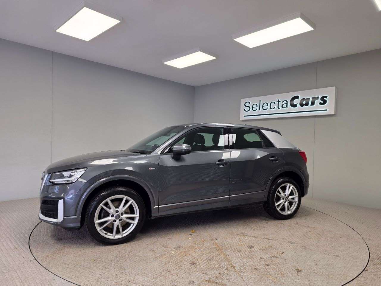 2017 AUDI Q2 2017 AUDI Q2