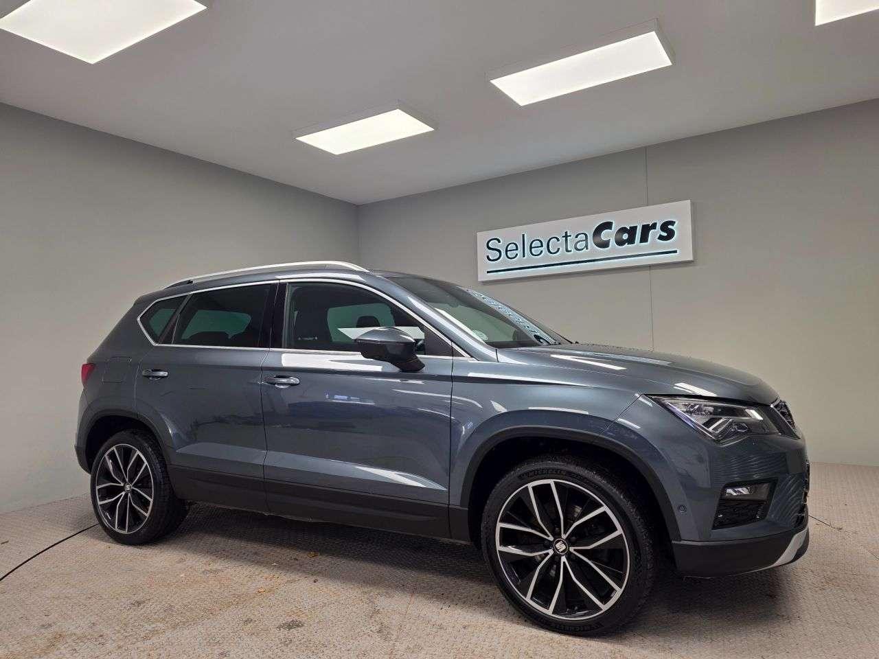 A 2019 SEAT ATECA 2.0 TDI XCELLENCE Lux SUV 5dr Diesel DSG 4Drive Euro 6 (s/s) (150 ps) A 2019 SEAT ATECA 2.0 TDI XCELLENCE Lux SUV 5dr Diesel DSG 4Drive Euro 6 (s/s) (150 ps)