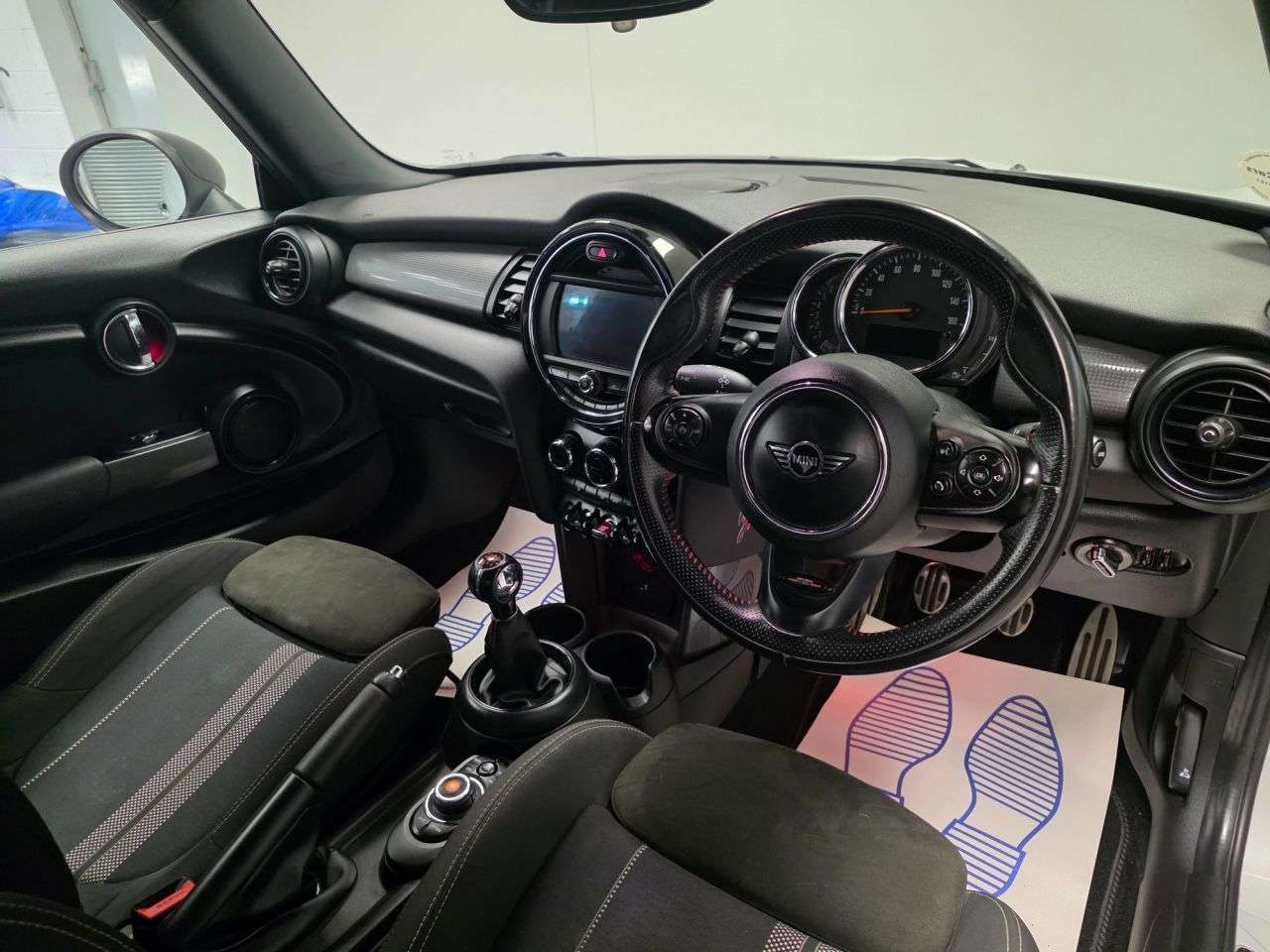 2018 MINI HATCH 2018 MINI HATCH