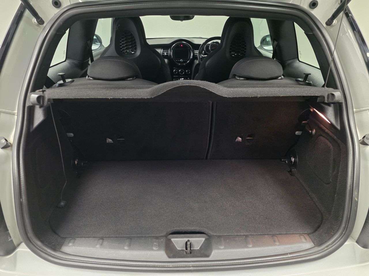 2018 MINI HATCH 2018 MINI HATCH