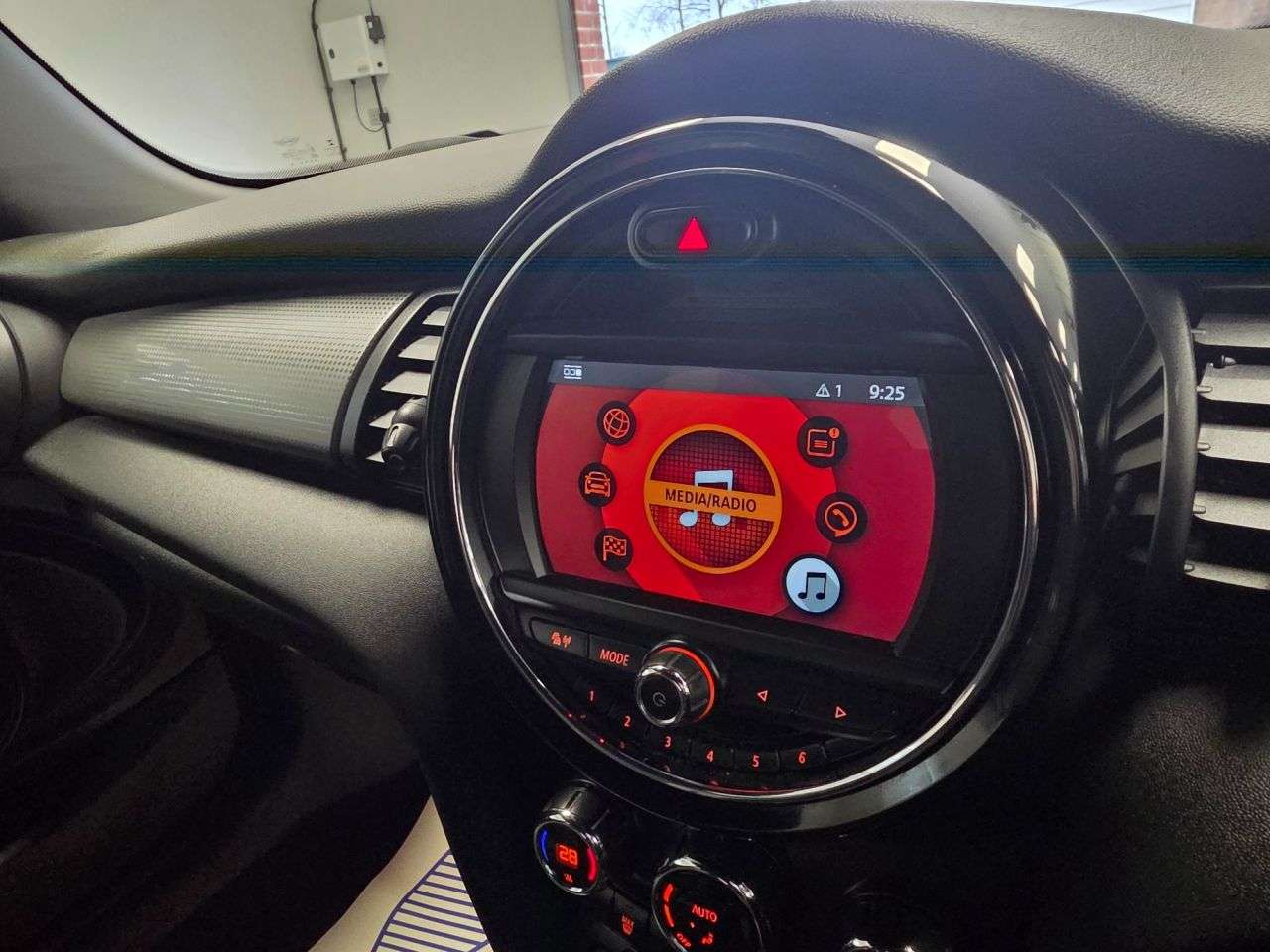 2018 MINI HATCH 2018 MINI HATCH