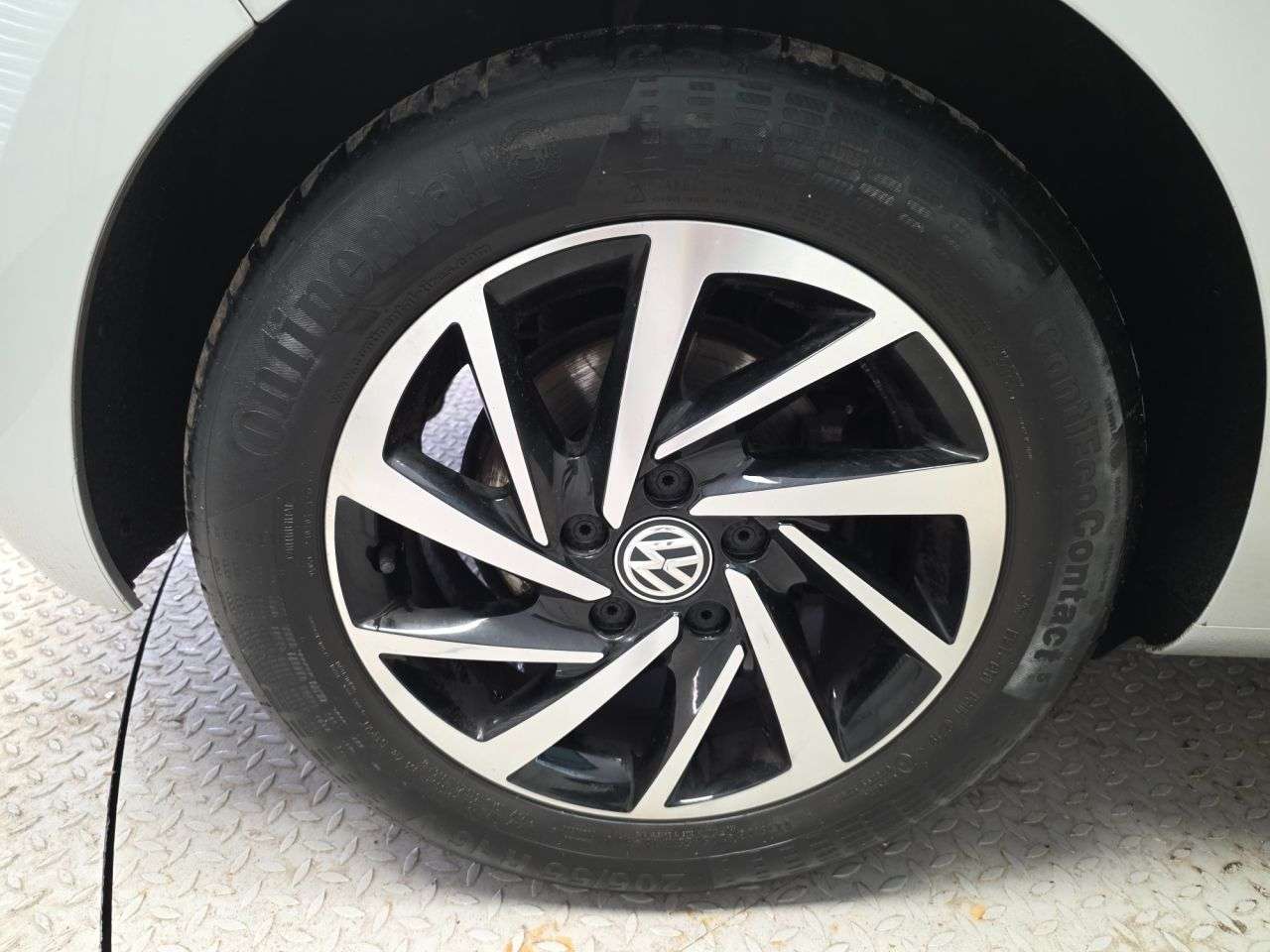 2019 VOLKSWAGEN GOLF 2019 VOLKSWAGEN GOLF