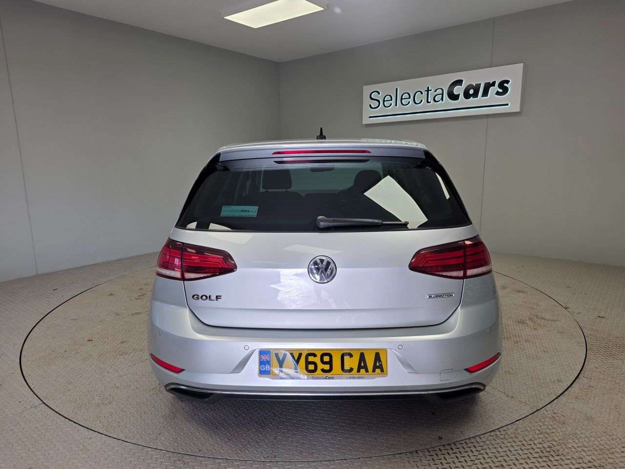 2019 VOLKSWAGEN GOLF 2019 VOLKSWAGEN GOLF