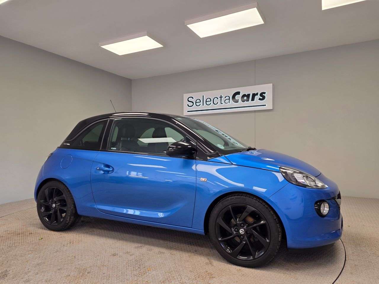 A 2017 VAUXHALL ADAM 1.2i ecoFLEX ENERGISED Hatchback 3dr Petrol Manual Euro 6 (s/s) (70 ps) A 2017 VAUXHALL ADAM 1.2i ecoFLEX ENERGISED Hatchback 3dr Petrol Manual Euro 6 (s/s) (70 ps)