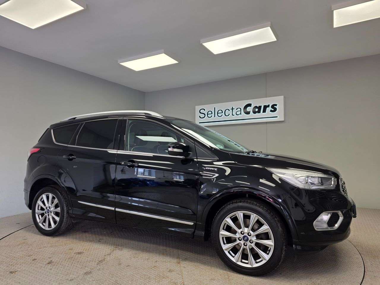 A 2019 FORD KUGA 2.0 TDCi Vignale SUV 5dr Diesel Manual Euro 6 (s/s) (150 ps) A 2019 FORD KUGA 2.0 TDCi Vignale SUV 5dr Diesel Manual Euro 6 (s/s) (150 ps)