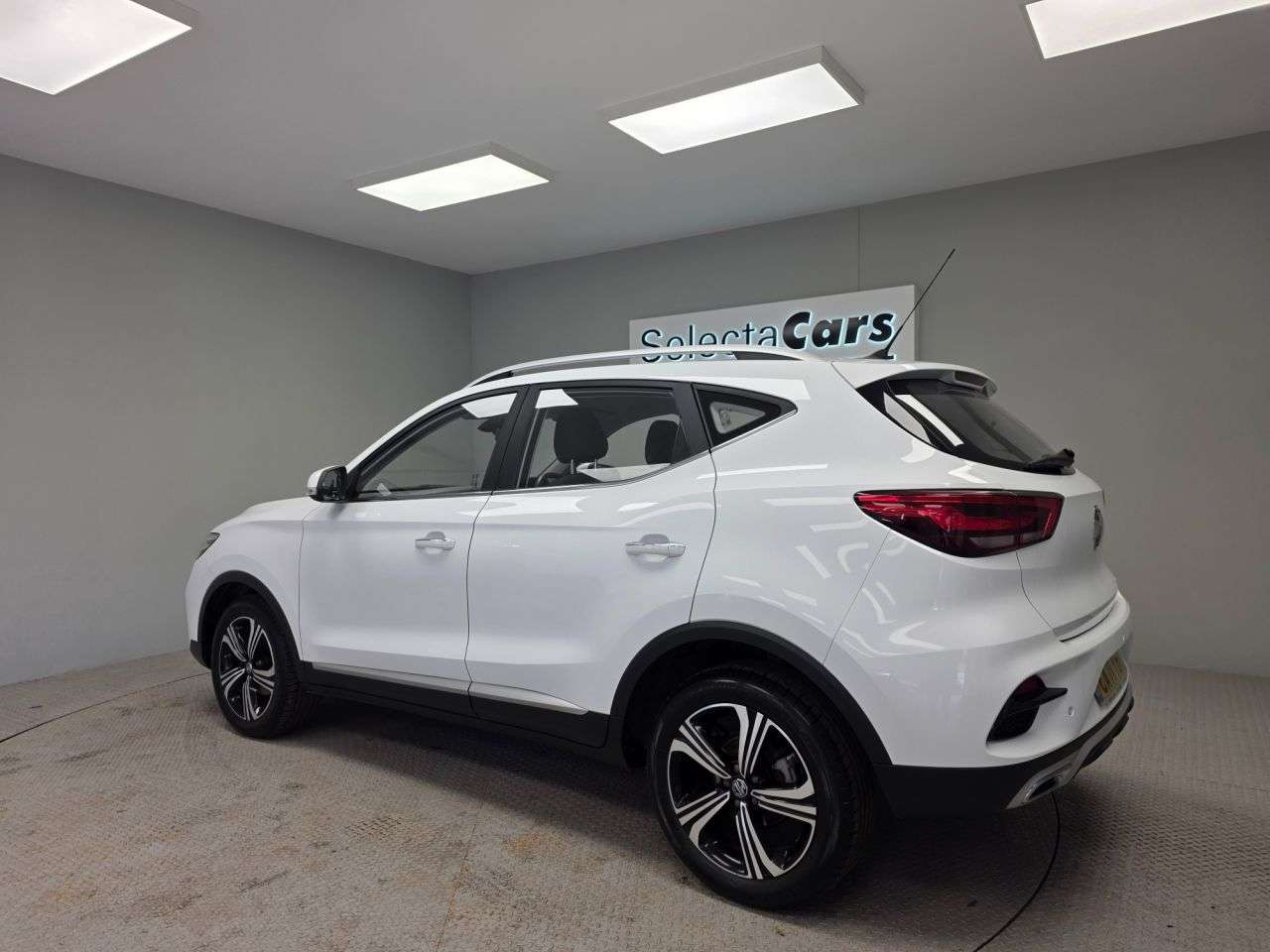 A 2021 MG MG ZS 1.5 VTi-TECH Excite SUV 5dr Petrol Manual Euro 6 (s/s) (106 ps) A 2021 MG MG ZS 1.5 VTi-TECH Excite SUV 5dr Petrol Manual Euro 6 (s/s) (106 ps)