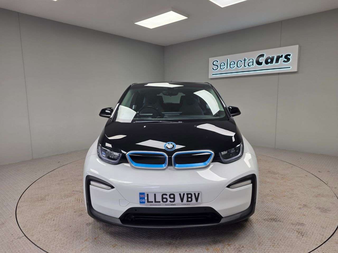 A 2019 BMW I3 42.2kWh Hatchback 5dr Electric Auto (170 ps) A 2019 BMW I3 42.2kWh Hatchback 5dr Electric Auto (170 ps)