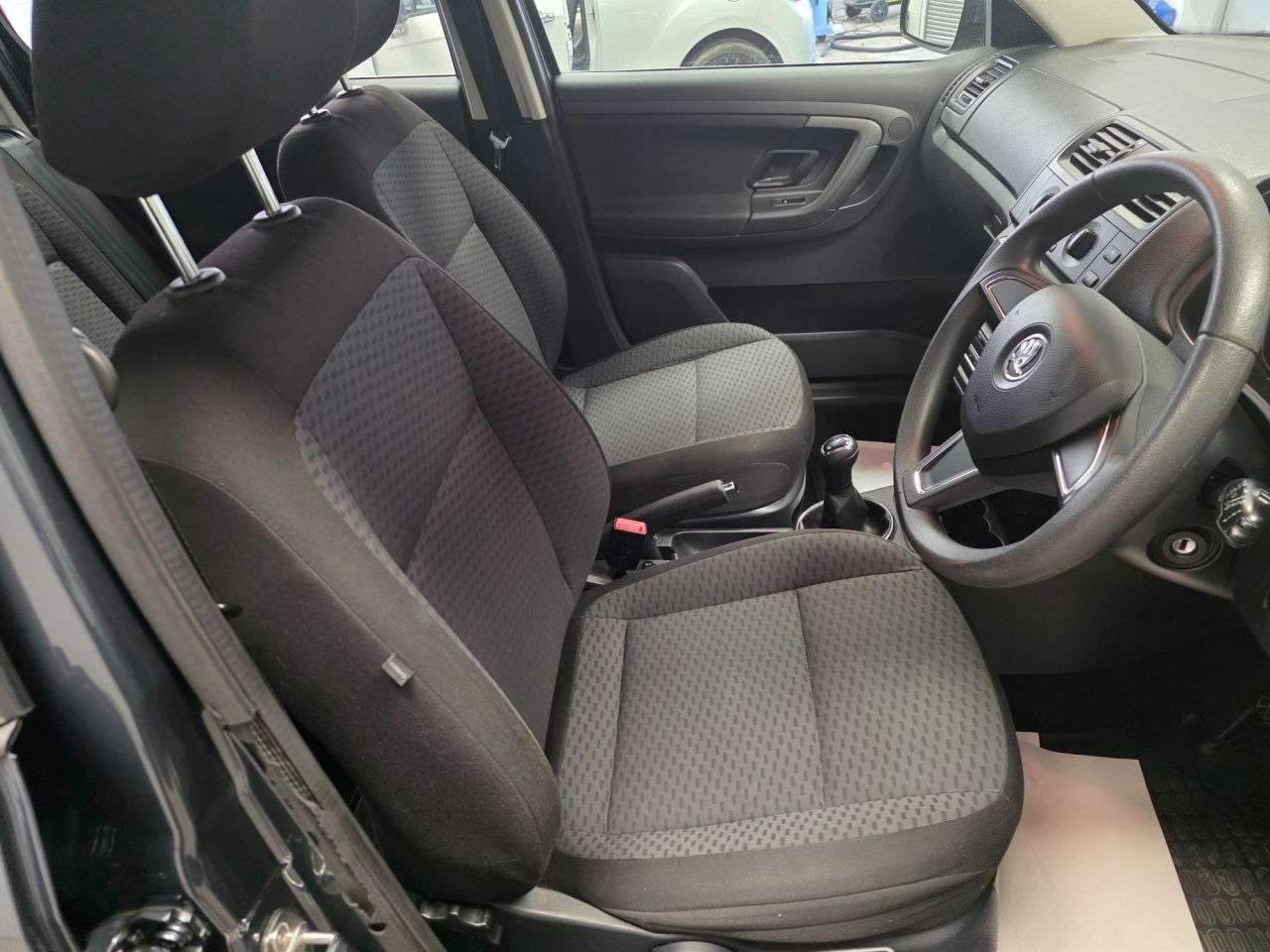 2014 SKODA FABIA 2014 SKODA FABIA