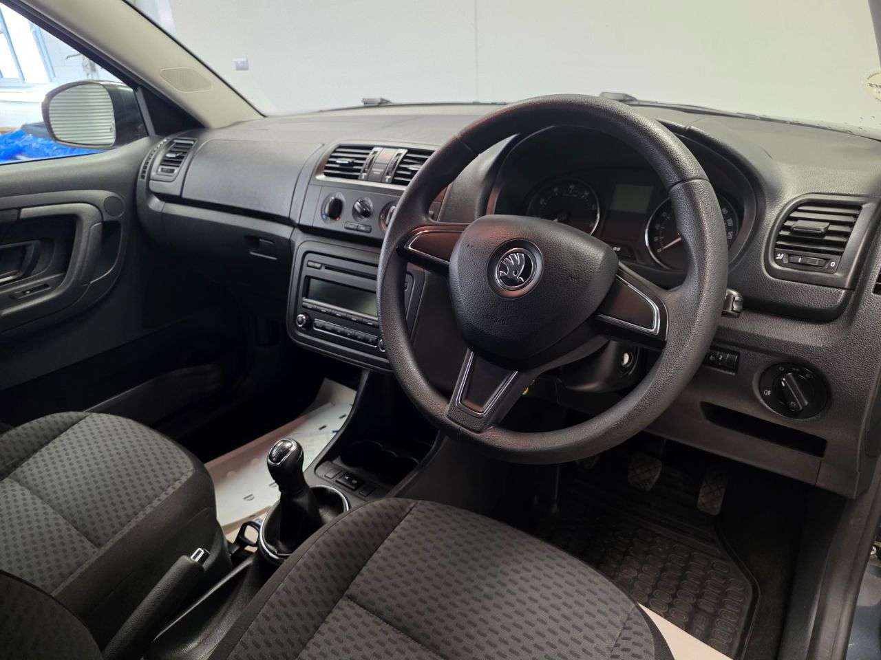 2014 SKODA FABIA 2014 SKODA FABIA