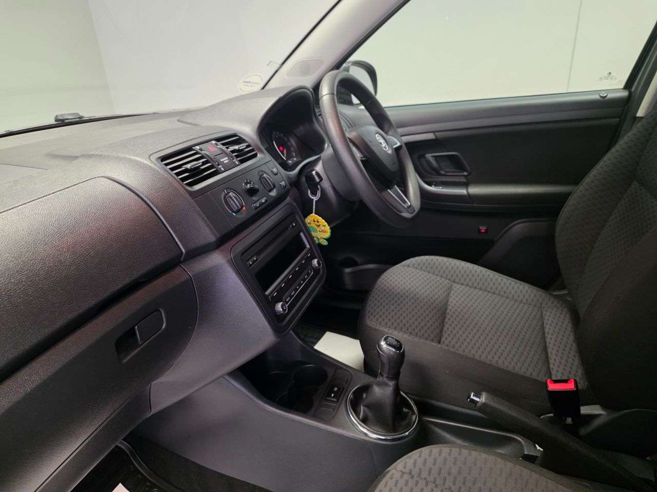 2014 SKODA FABIA 2014 SKODA FABIA